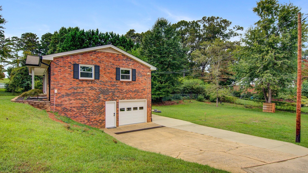 Photo of Outdoor in Hickory