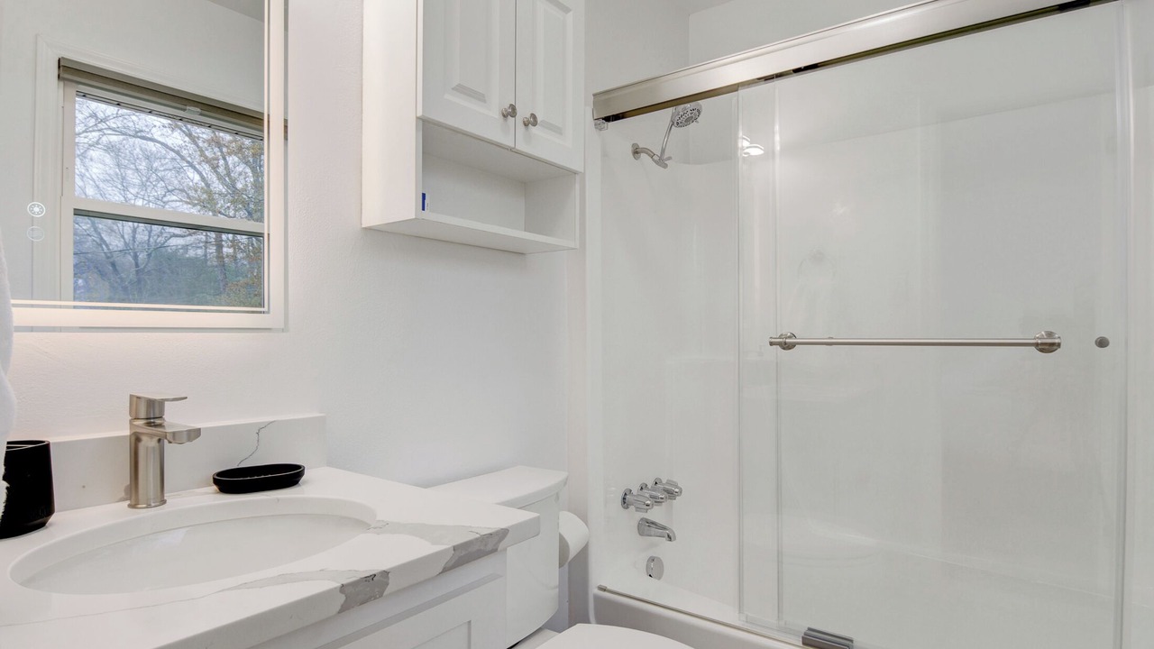 Photo of Bathroom in Hickory