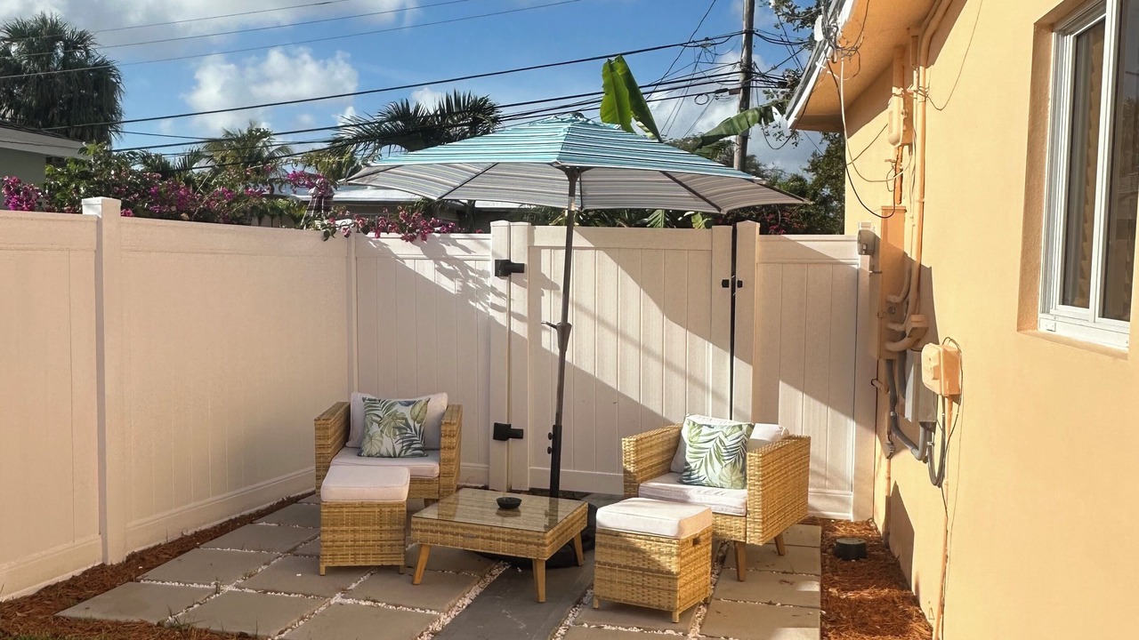 Photo of Patio Balcony in Garden Isles