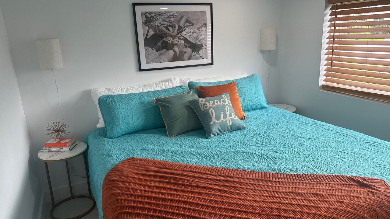 Photo of Bedroom in Garden Isles