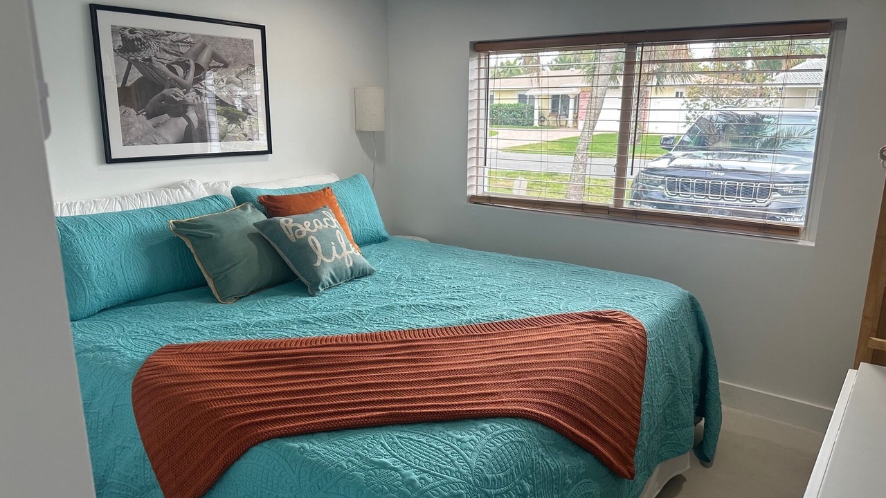 Photo of Bedroom in Garden Isles