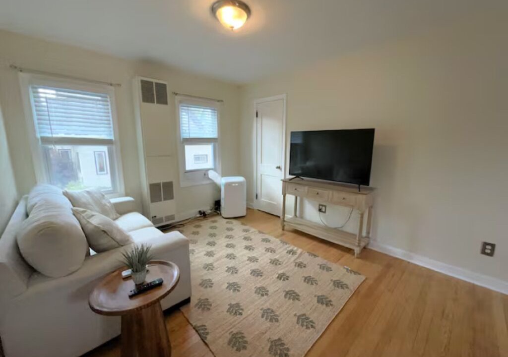 Photo of Livingroom in Olean