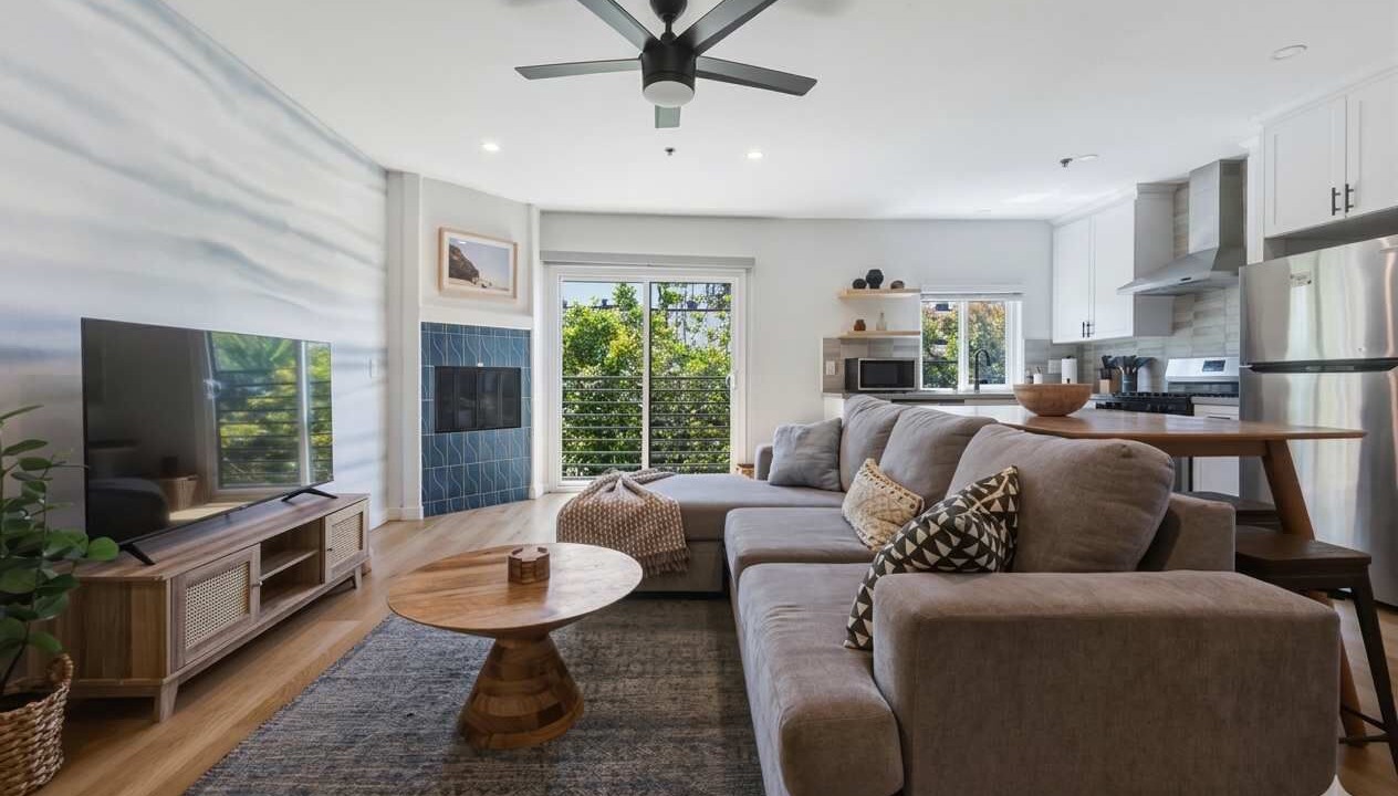 Photo of Livingroom in Olde Solana Beach