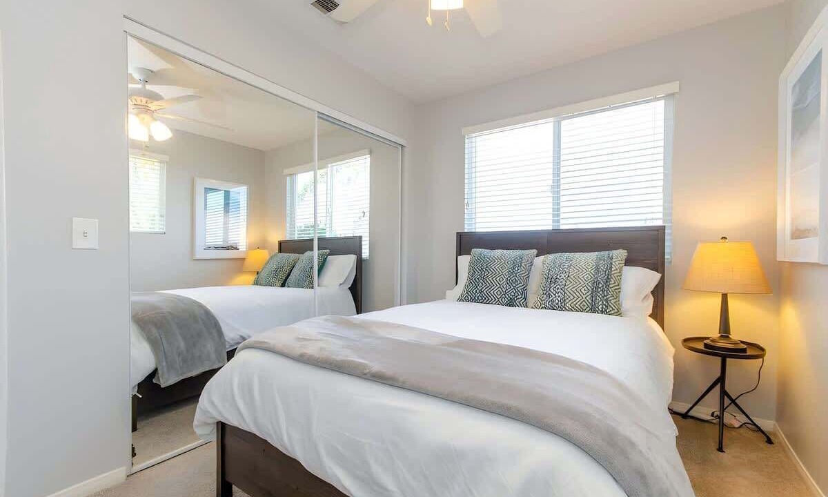 Photo of Bedroom in Sunset Cliffs