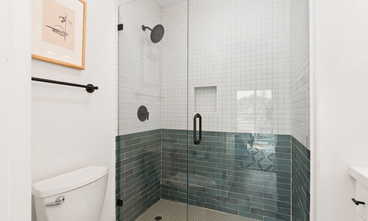 Photo of Bathroom in Olde Solana Beach