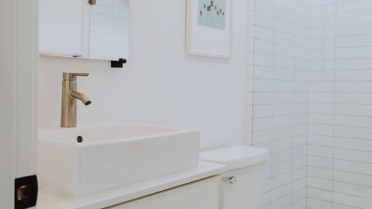 Photo of Bathroom in Olde Solana Beach