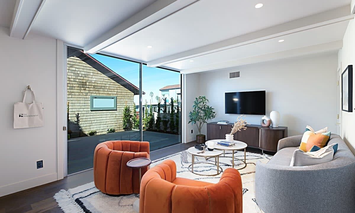 Photo of Livingroom in Village of La Jolla