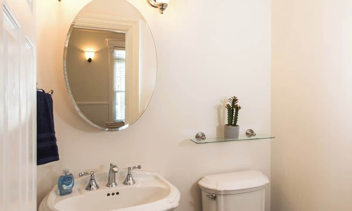 Photo of Bathroom in Bankers Hill
