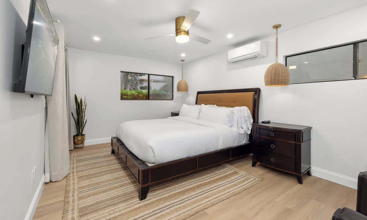 Photo of Bedroom in Solana Beach