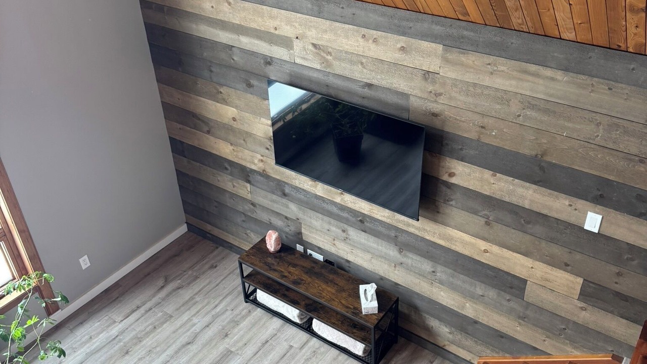 Photo of Livingroom in North Bay
