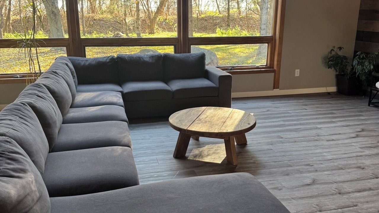 Photo of Livingroom in North Bay