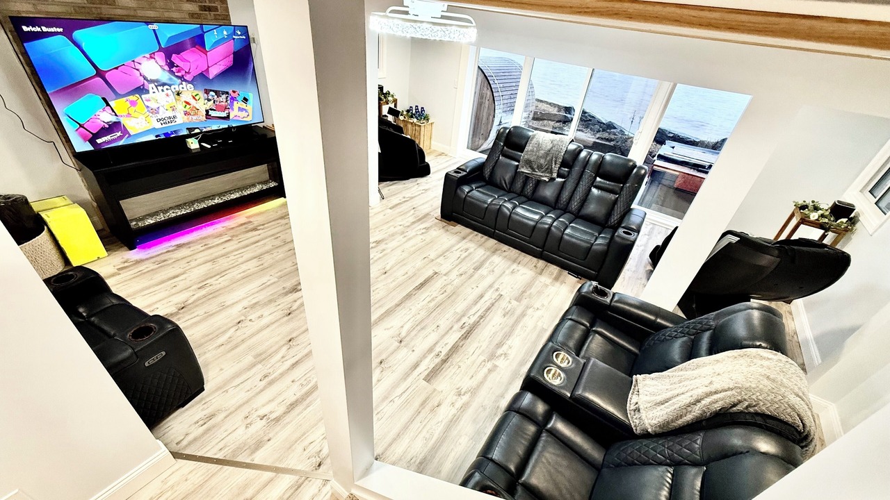 Photo of Livingroom in Hilton