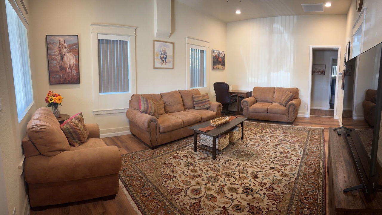 Photo of Livingroom in Safford