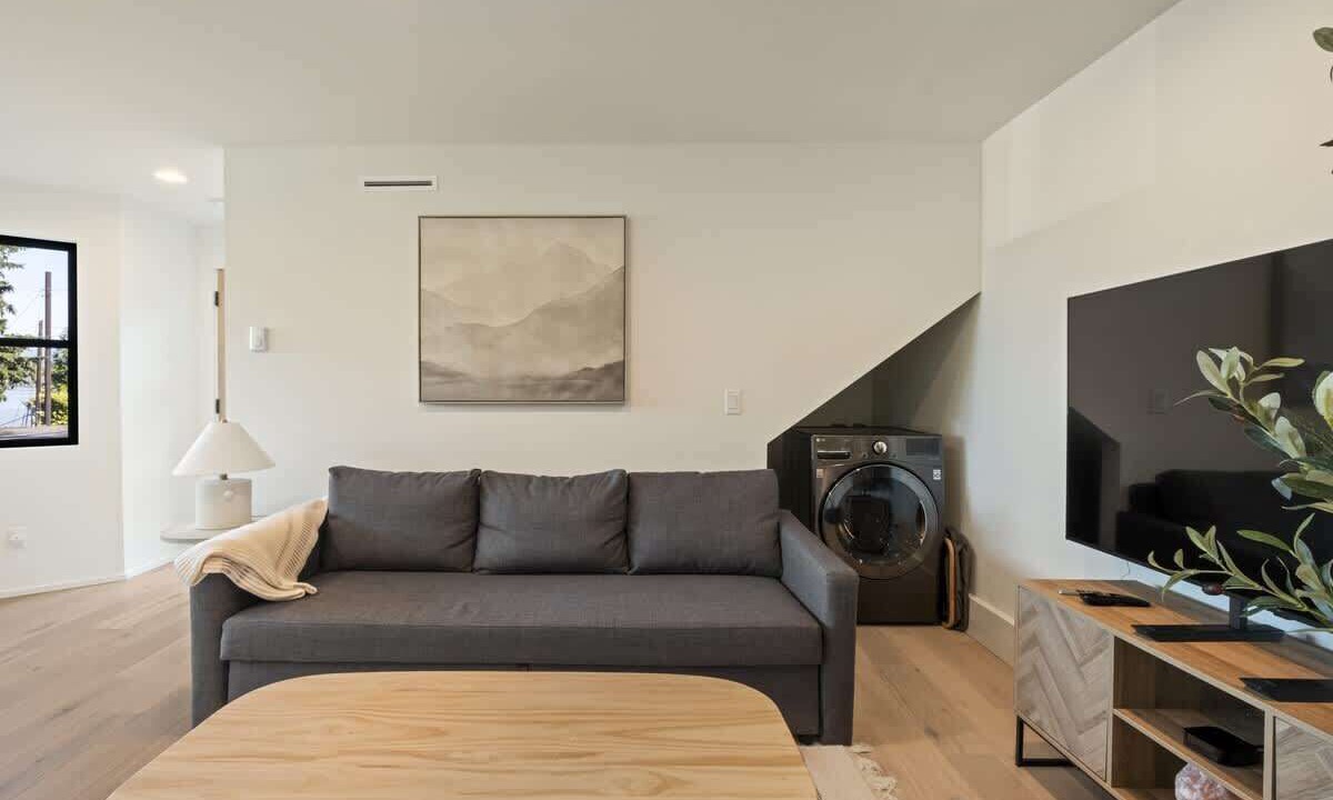 Photo of Livingroom in Bryn Mawr-Skyway