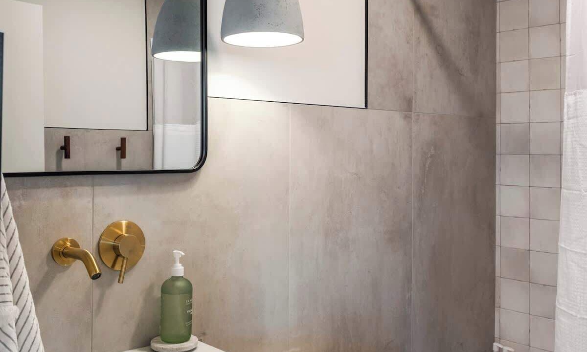 Photo of Bathroom in Bryn Mawr-Skyway