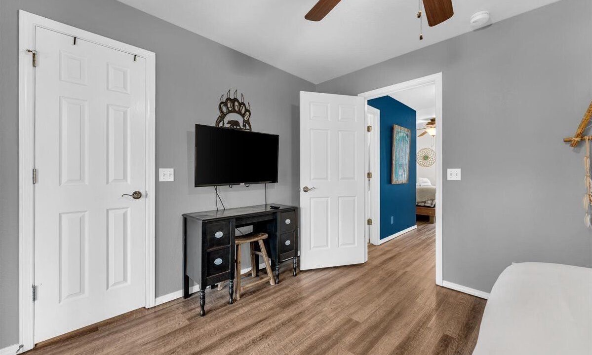 Photo of Bedroom in Ozark