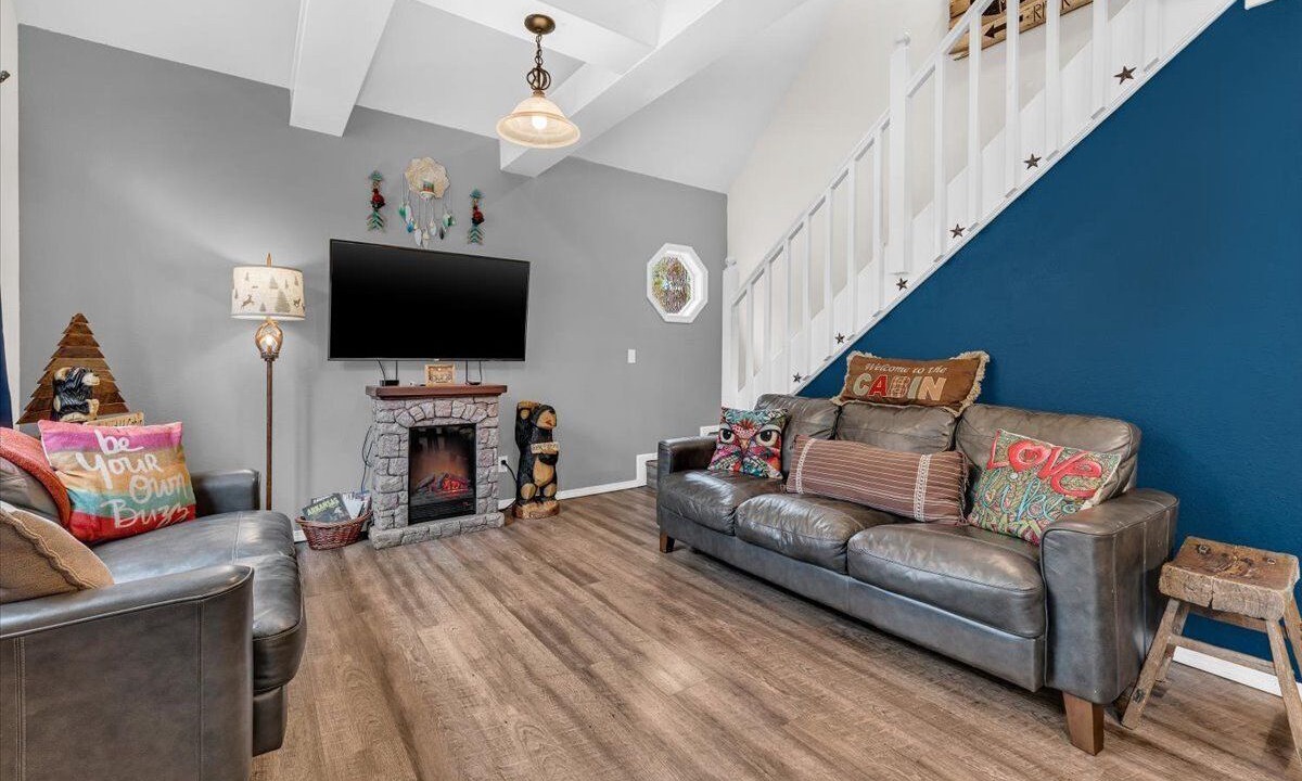 Photo of Livingroom in Ozark