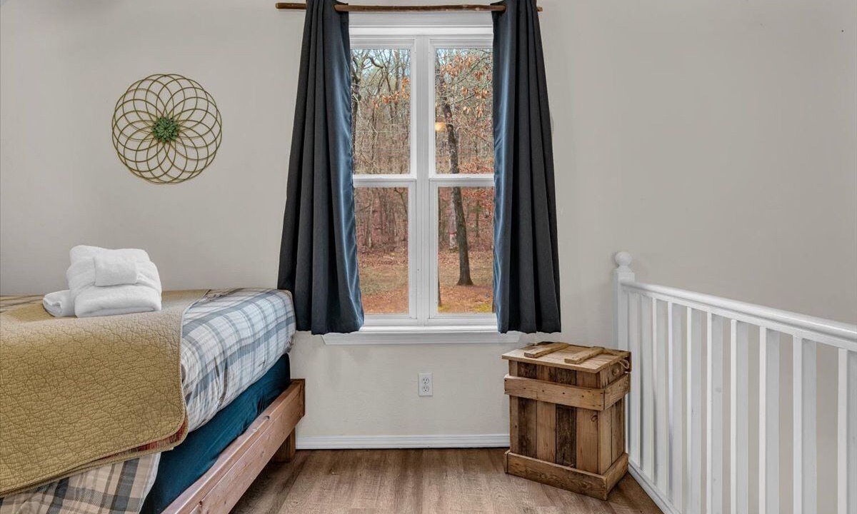 Photo of Bedroom in Ozark