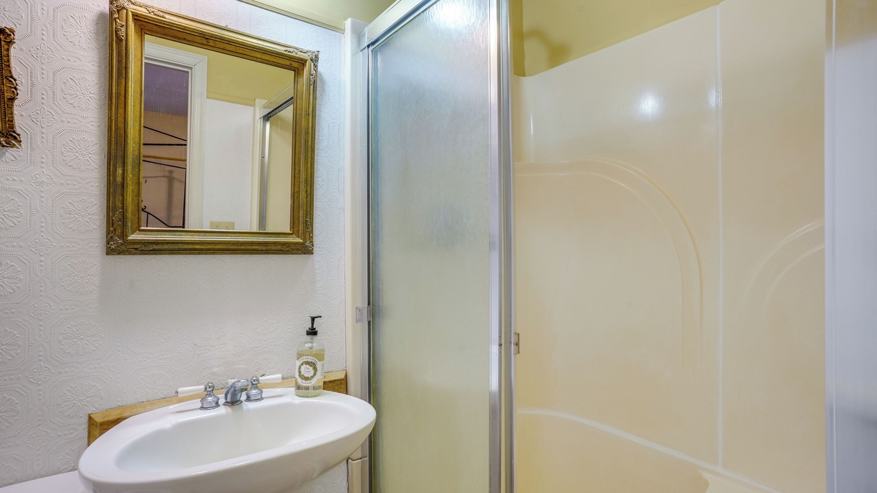 Photo of Bathroom in Clifford