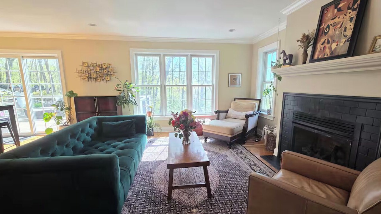 Photo of Livingroom in Brewster