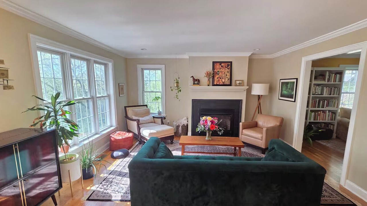 Photo of Livingroom in Brewster