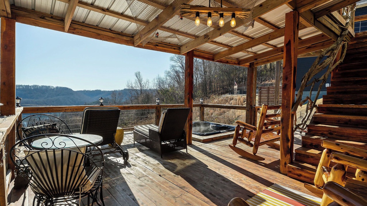 Photo of Patio Balcony in Smithville