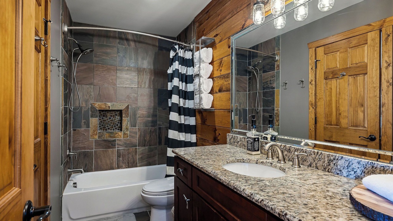 Photo of Bathroom in Smithville