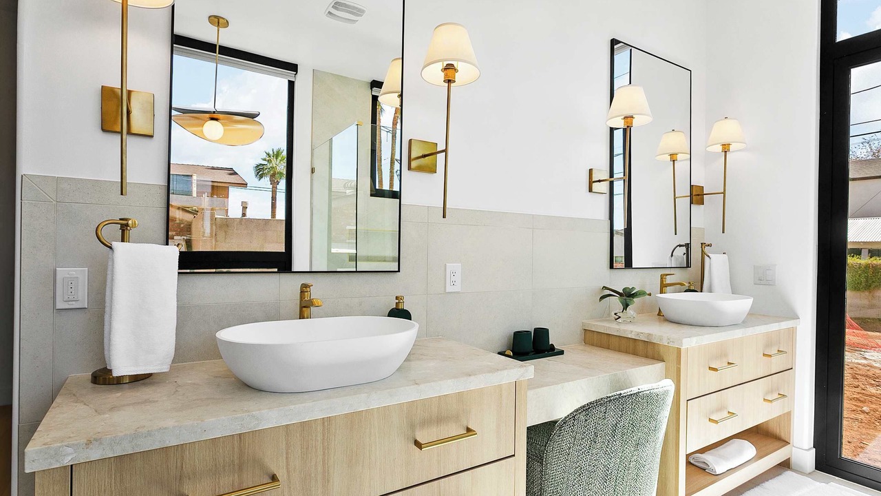 Photo of Bathroom in Arcadia Lite