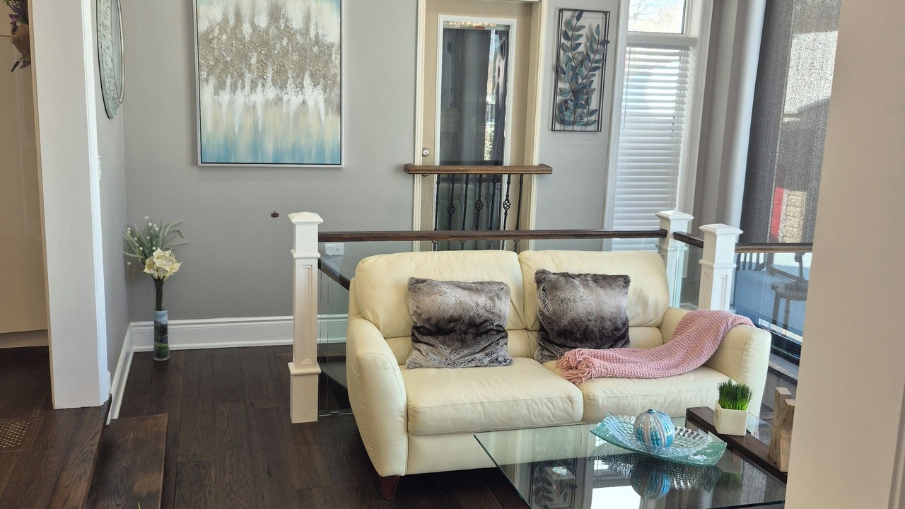 Photo of Livingroom in Niagara Falls