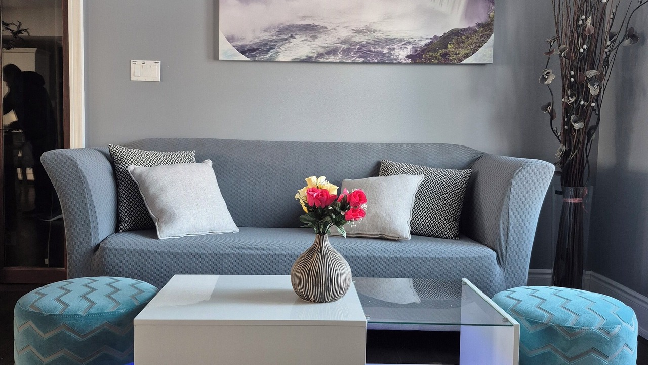 Photo of Livingroom in Niagara Falls