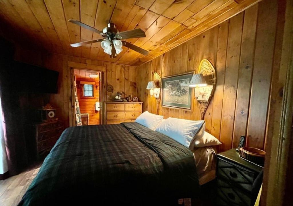 Photo of Bedroom in North Lake George