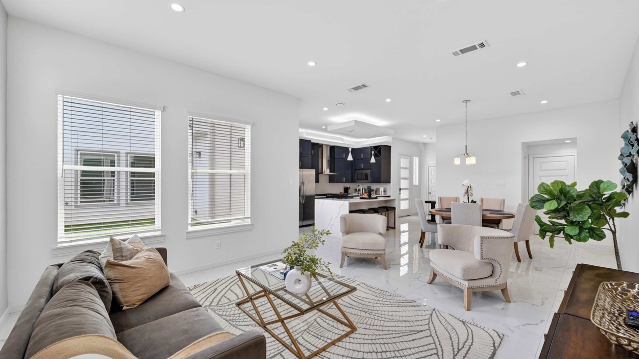 Photo of Livingroom in Houston