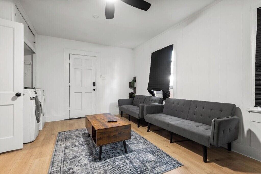 Photo of Livingroom in Cherrywood