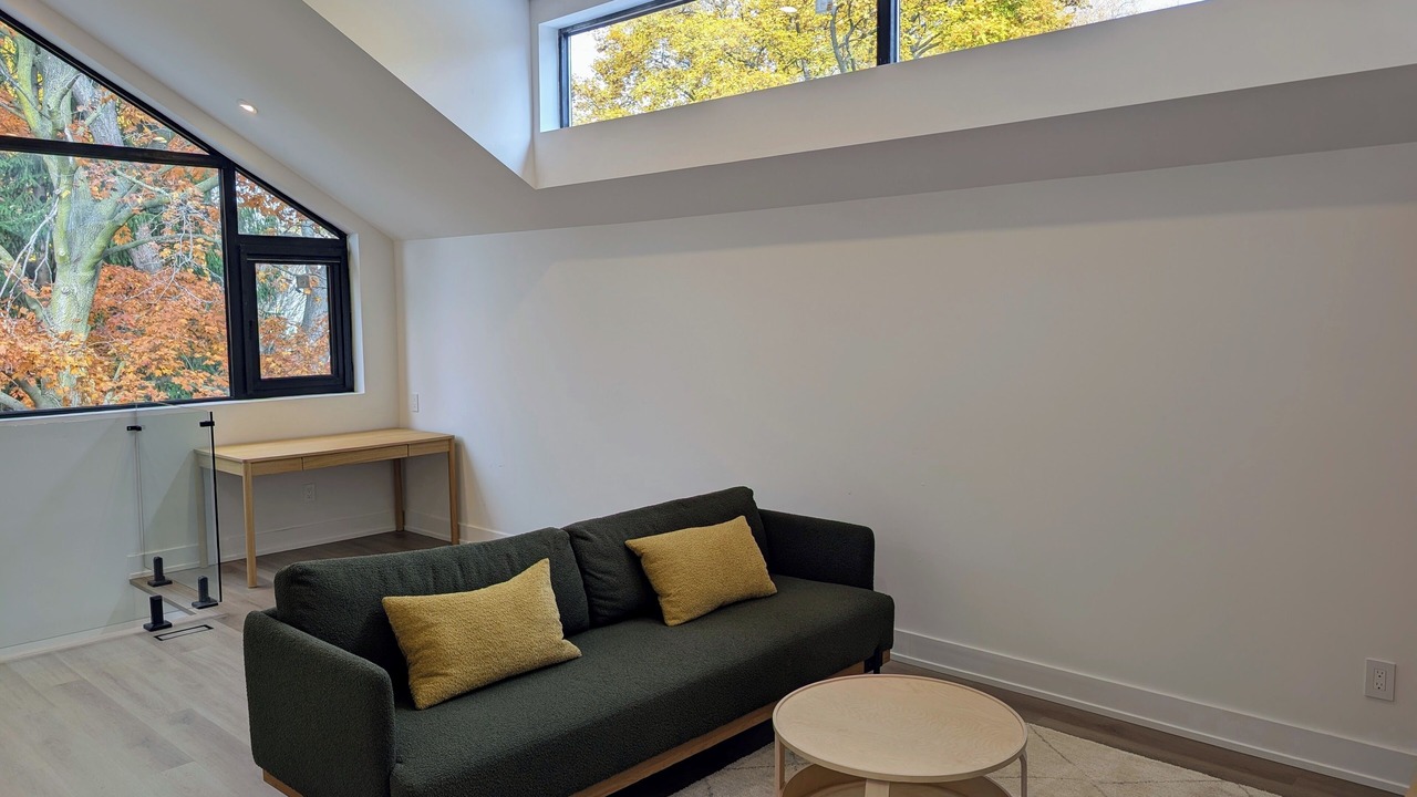Photo of Livingroom in Markham
