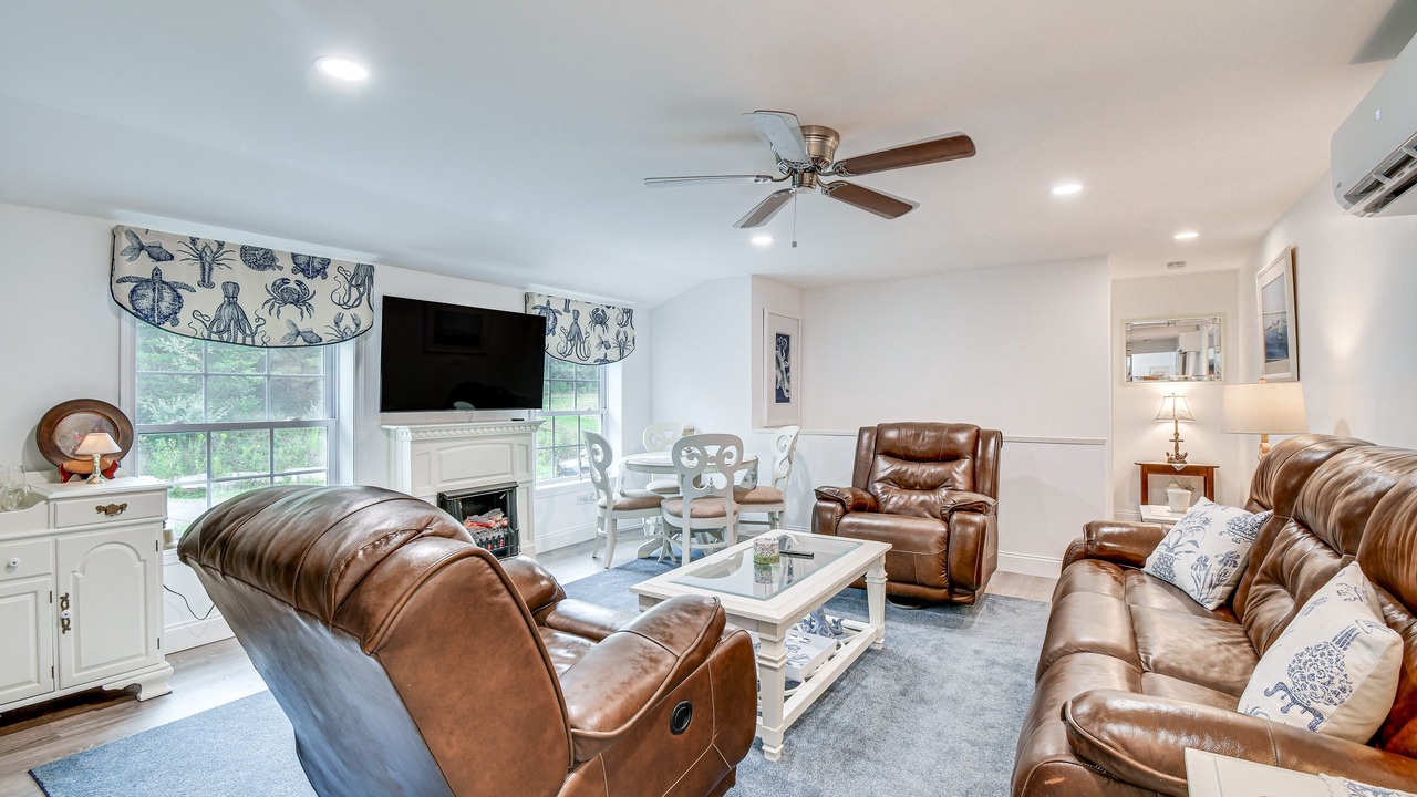 Photo of Livingroom in Burdett