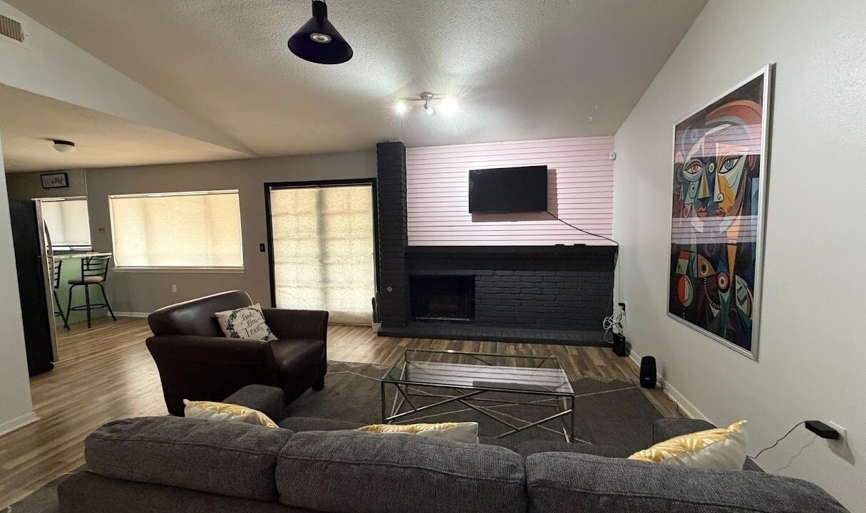 Photo of Livingroom in Hill Country