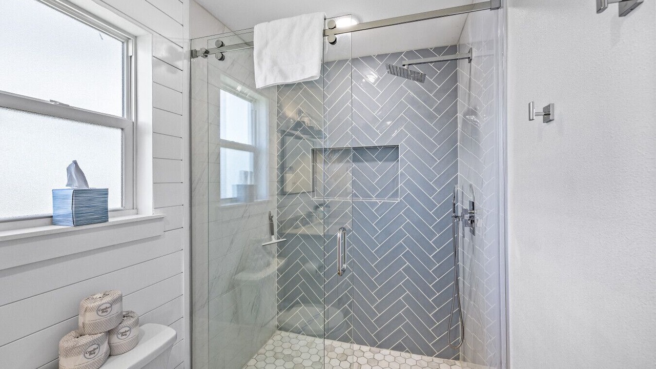 Photo of Bathroom in Galveston