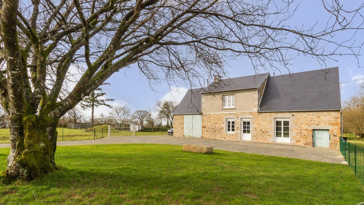 Photo of Outdoor in Cherence-le-Heron