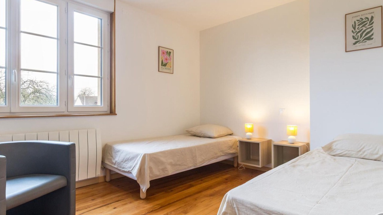 Photo of Bedroom in Cherence-le-Heron