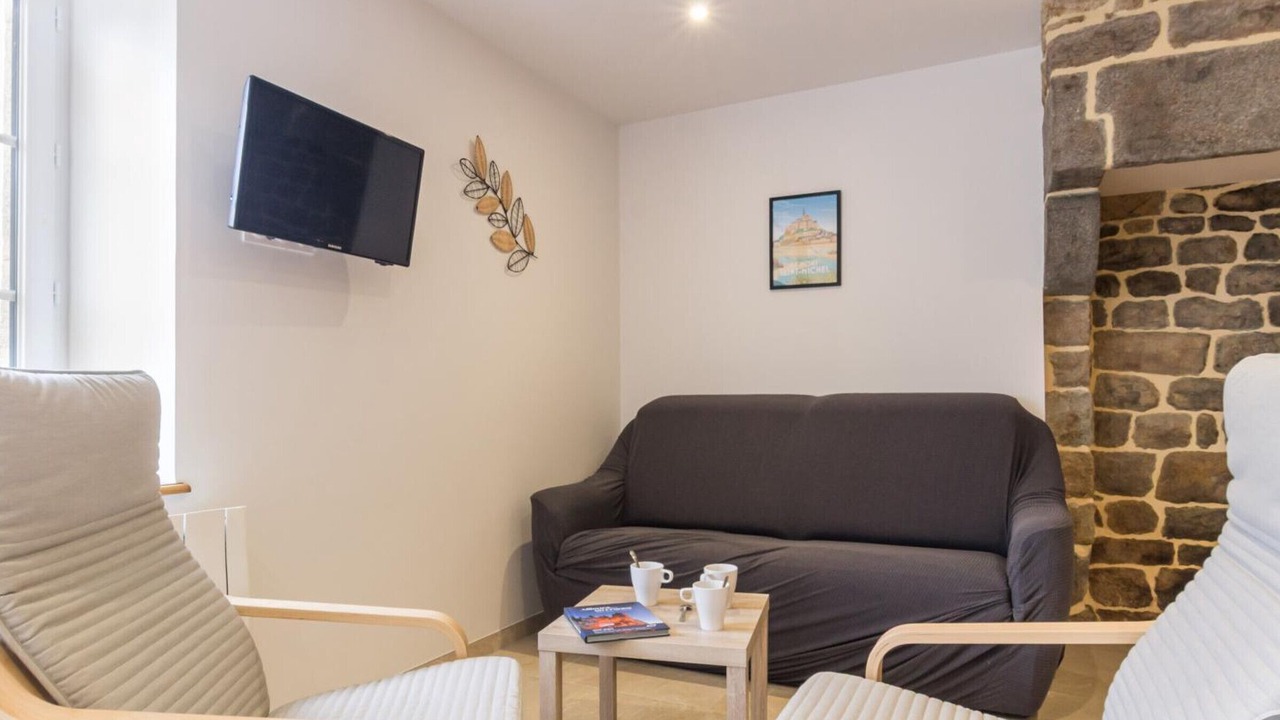 Photo of Livingroom in Cherence-le-Heron