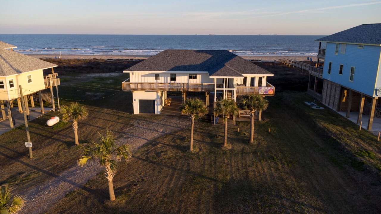 Photo of Others in Surfside Beach