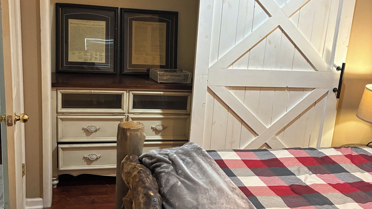 Photo of Bedroom in Shawnee