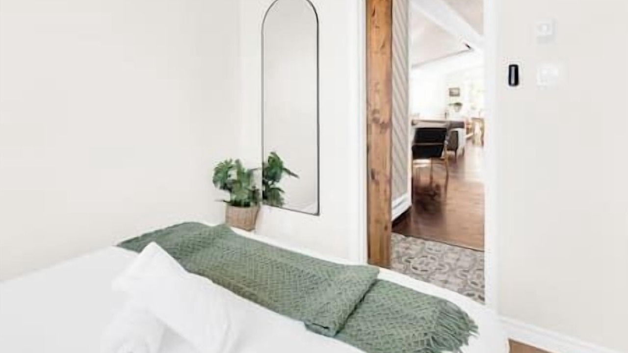 Photo of Bedroom in Roseneath