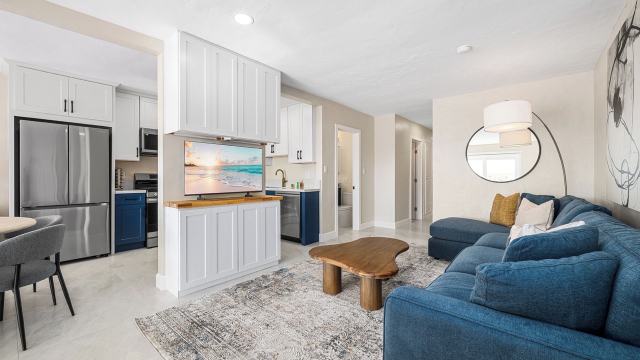Photo of Livingroom in Old Towne
