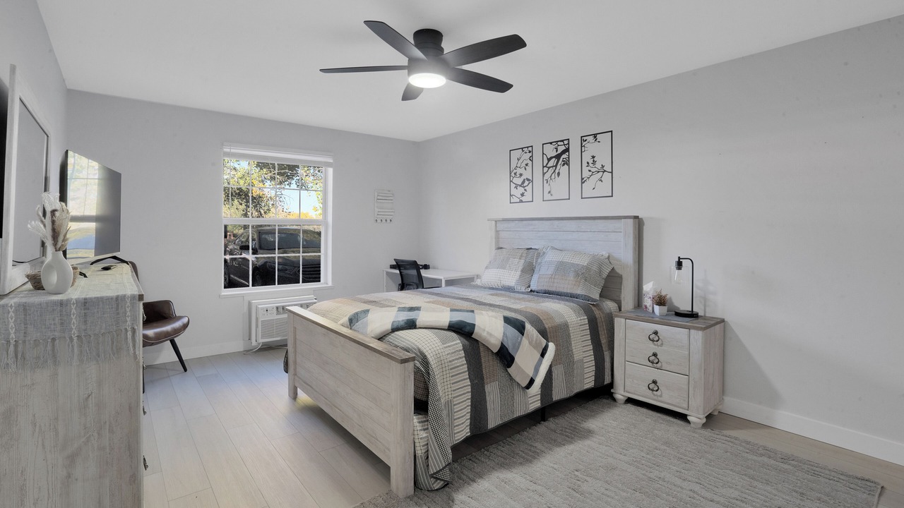 Photo of Bedroom in Aztec