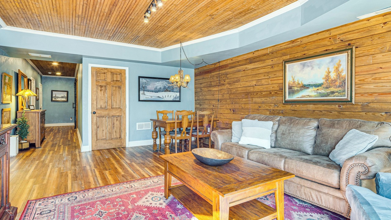 Photo of Livingroom in Fletcher