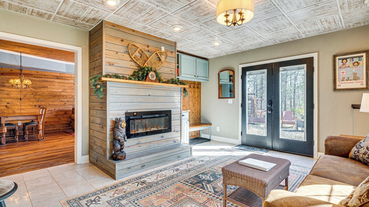 Photo of Livingroom in Fletcher