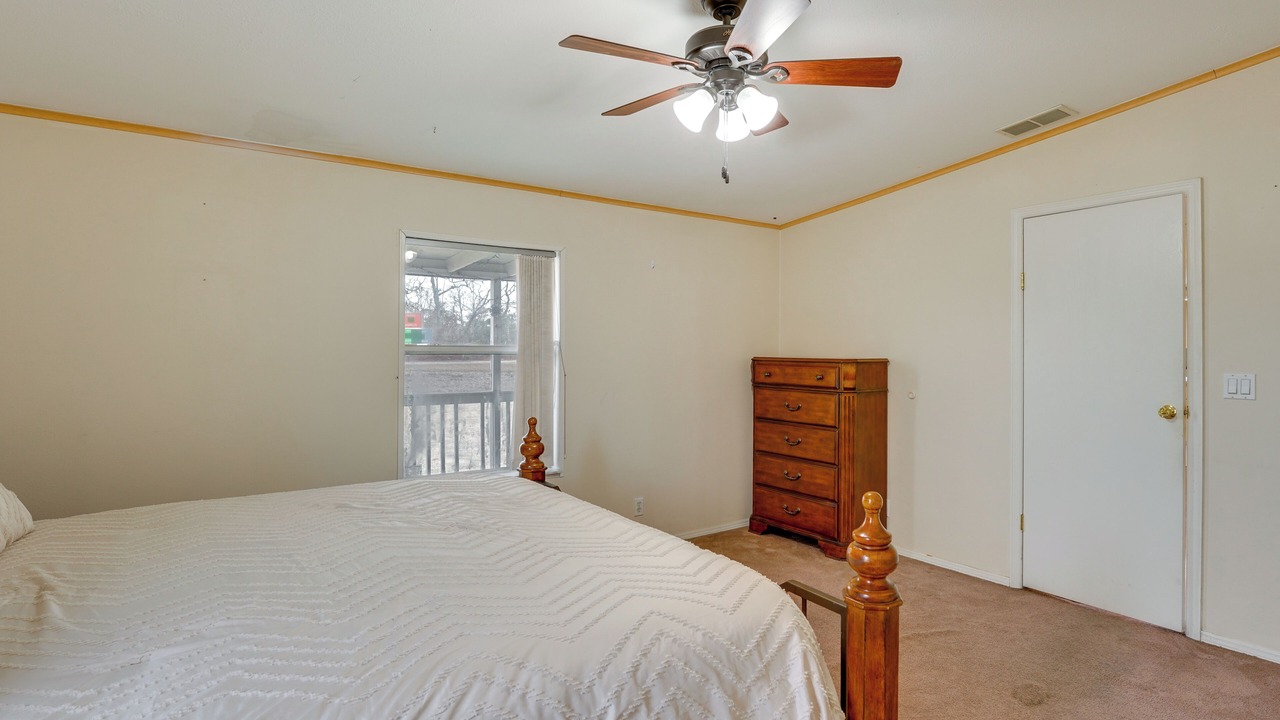 Photo of Bedroom in Perry