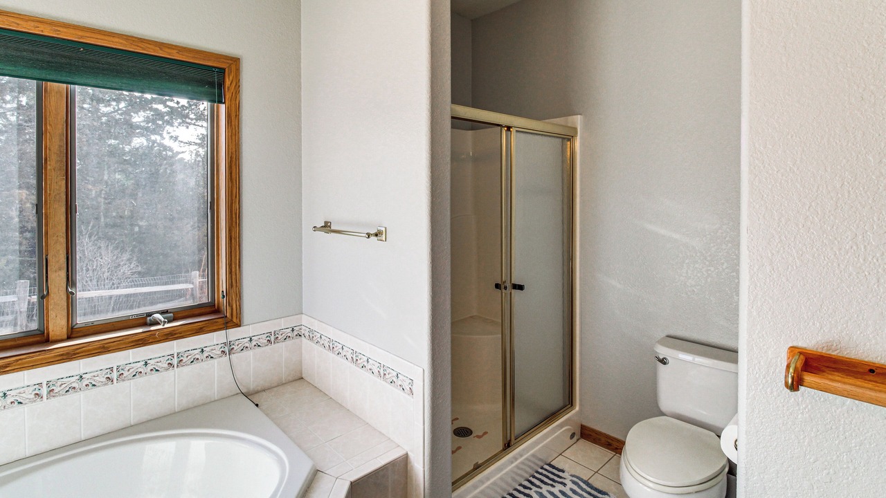 Photo of Bathroom in Lonergan