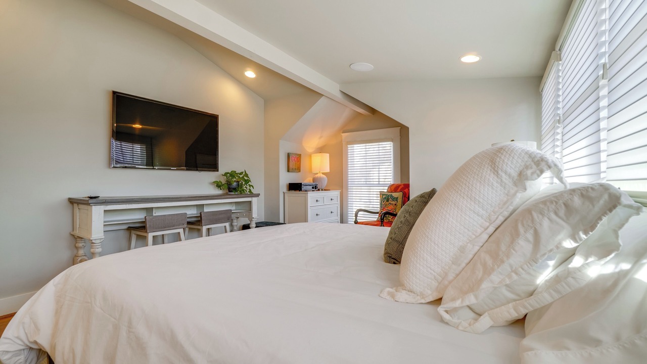 Photo of Bedroom in Richland